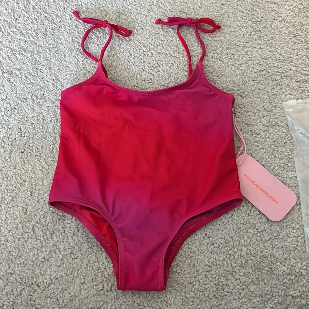 Kylie Swim 3T bathing suit NWT